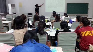 山東大學經(jīng)濟學院出國留學英國約克大學定向班